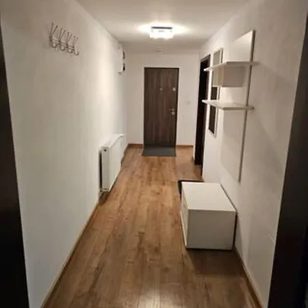 Apartment Schoene Vollausgestattete Monteurs- Gaestewohnung In Der Gartenstadt Und Naehe Geiseltalsee 2407 Leuna